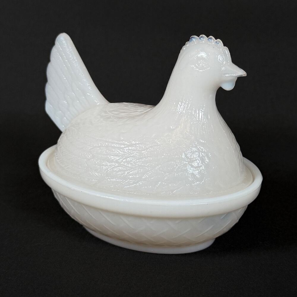Vintage Hen On Nest White Milk Glass Trinket Candy Dish Salt Cellar 4"